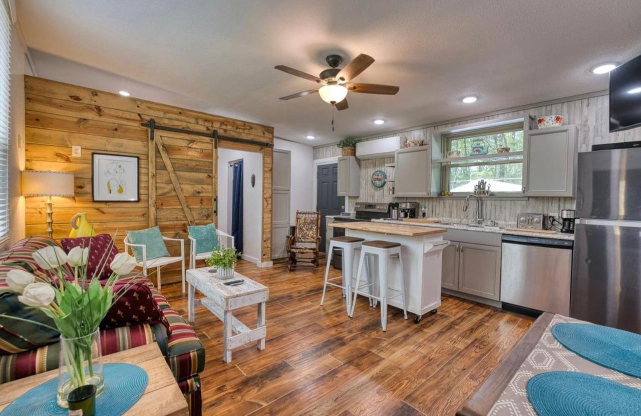 Blue Bungalow Lake Hamilton ホット・スプリングス エクステリア 写真