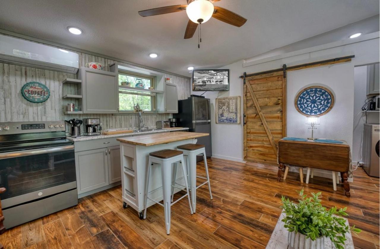 Blue Bungalow Lake Hamilton ホット・スプリングス エクステリア 写真